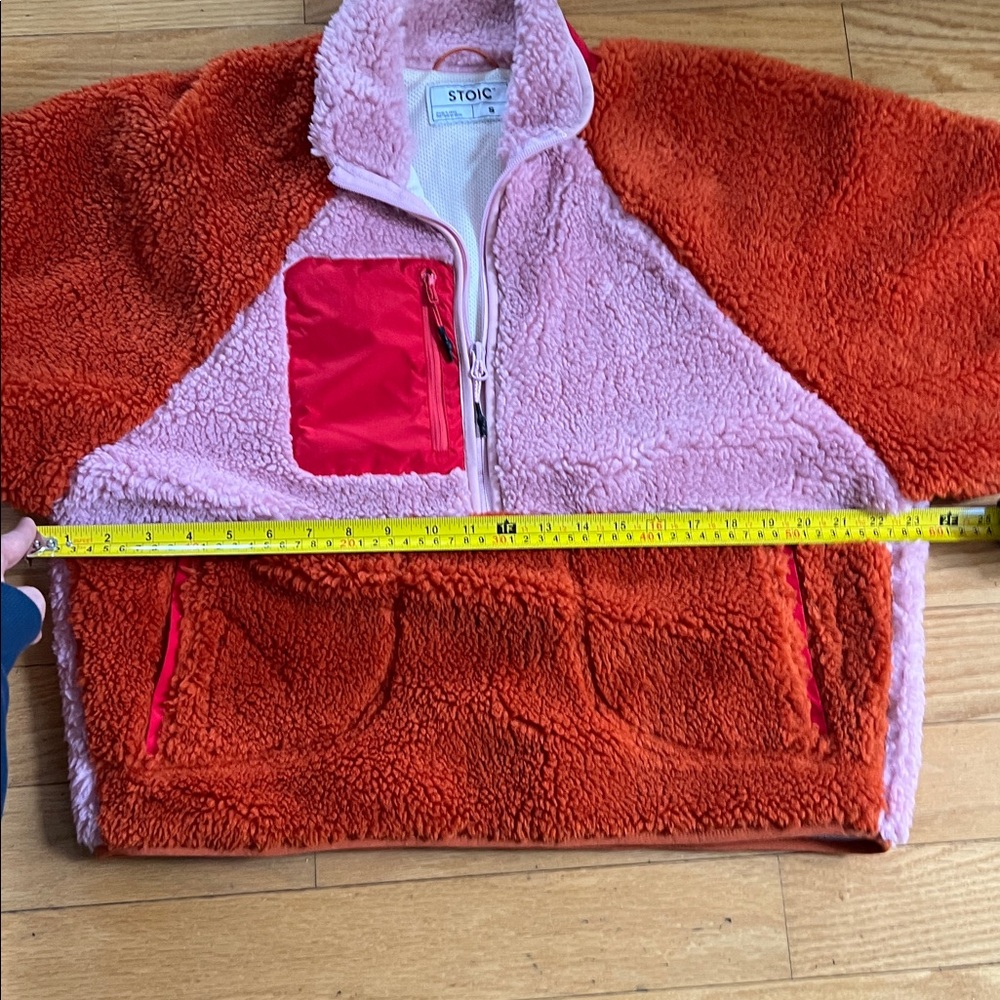 Stoic Women's Pink and Orange Fleece Jacket - Picture 6 of 7